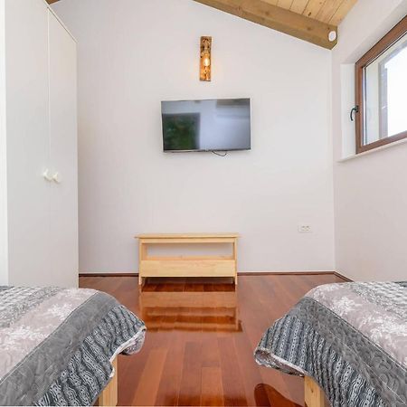 Villa David - Luxurious Secluded Villa With A Heated Pool Butkovići Екстериор снимка