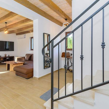 Villa David - Luxurious Secluded Villa With A Heated Pool Butkovići Екстериор снимка