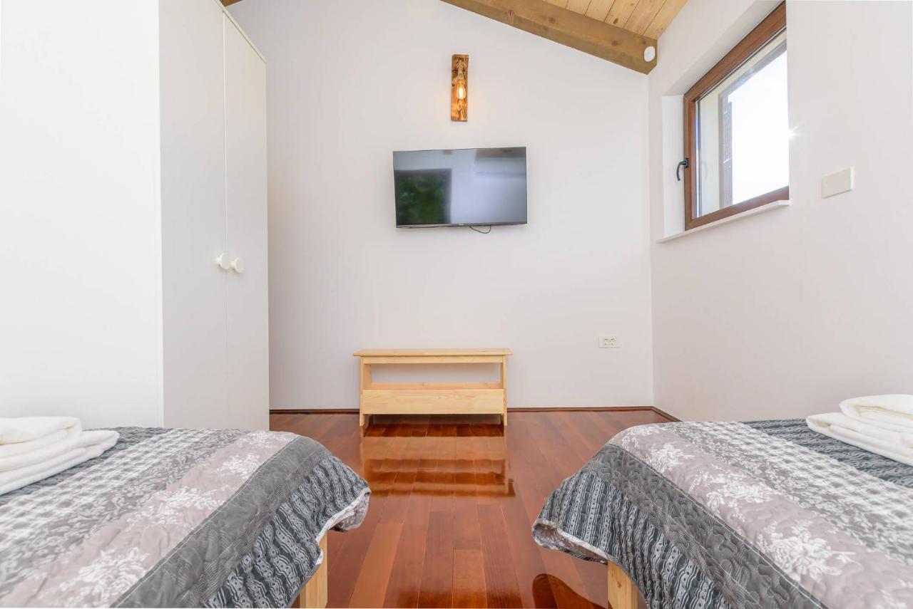 Villa David - Luxurious Secluded Villa With A Heated Pool Butkovići Екстериор снимка