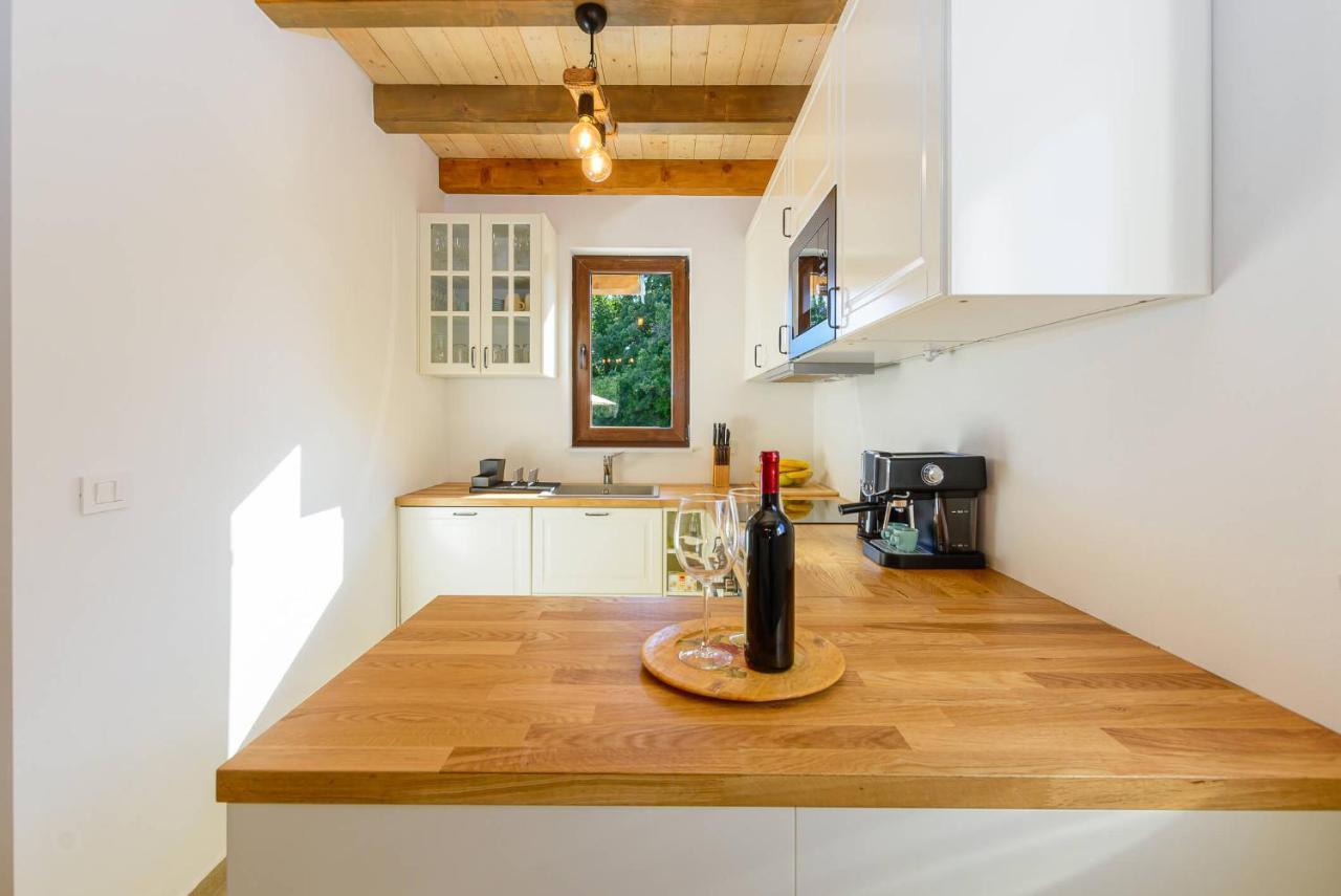 Villa David - Luxurious Secluded Villa With A Heated Pool Butkovići Екстериор снимка